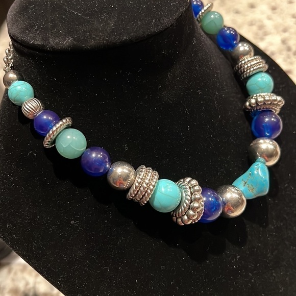 Faux Turquoise bib necklace with oversized beads, fashion necklace 8”+3”extender - Picture 4 of 10